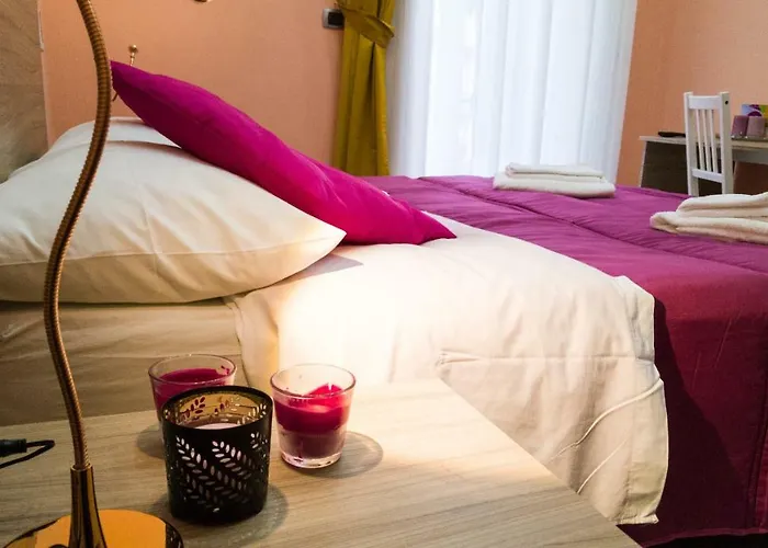 Holiday Art Couette-café Naples