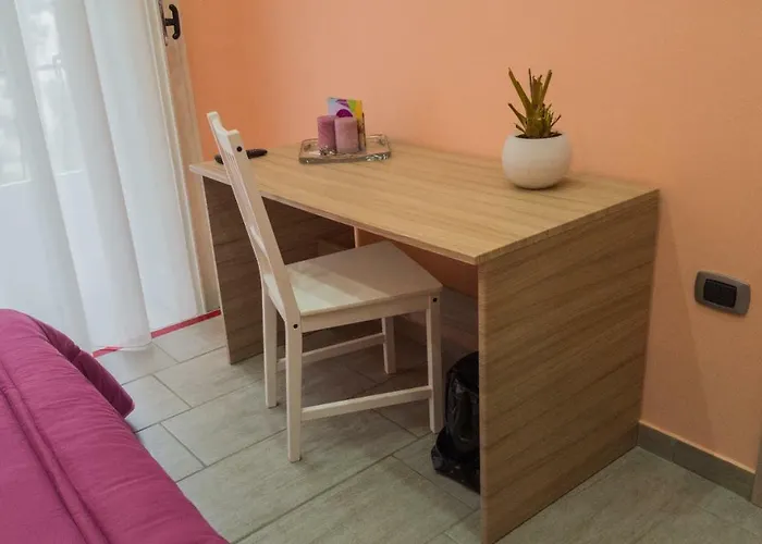 Holiday Art * Naples