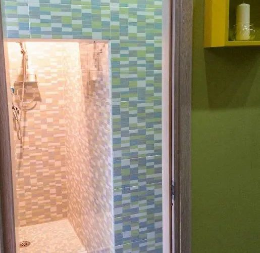 Holiday Art * Naples