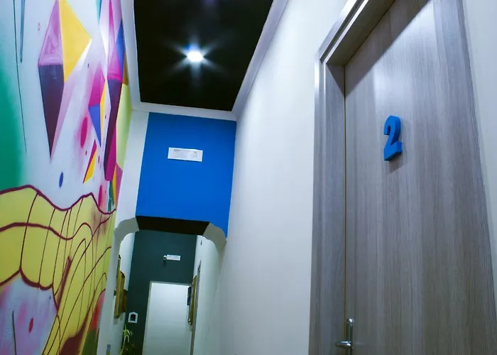 Couette-café Holiday Art